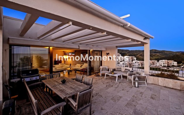 Resale - Apartment - Marbella - Altos de los Monteros