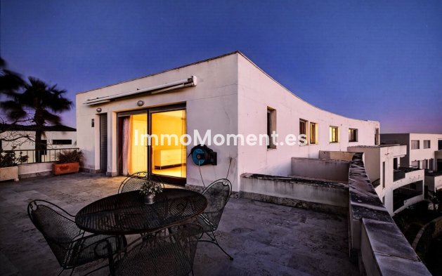 Resale - Apartment - Marbella - Altos de los Monteros