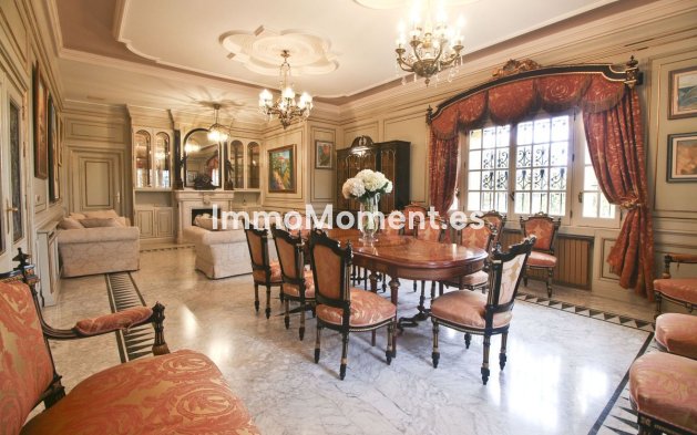 Resale - Villa - Orihuela - Villamartin