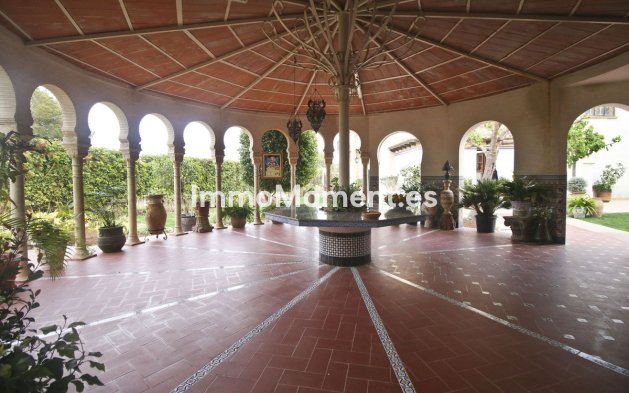 Resale - Villa - Orihuela - Villamartin