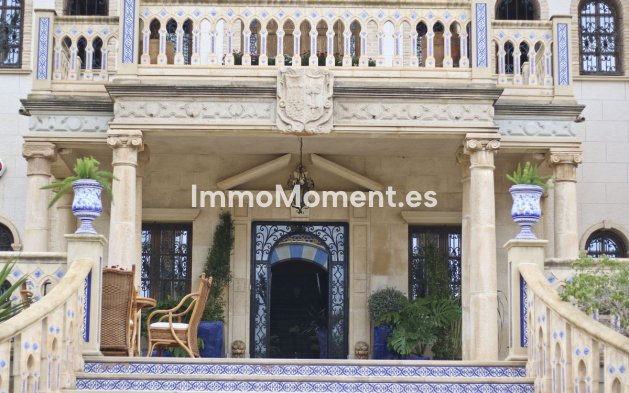 Resale - Villa - Orihuela - Villamartin