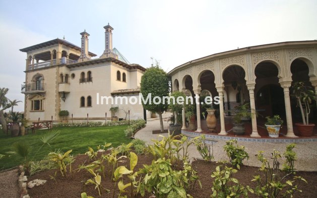 Resale - Villa - Orihuela - Villamartin