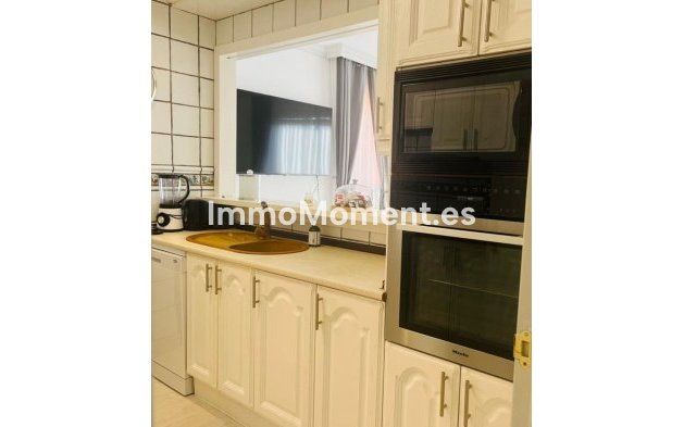 Wiederverkauf - Wohnung - Estepona  - Estepona Centro