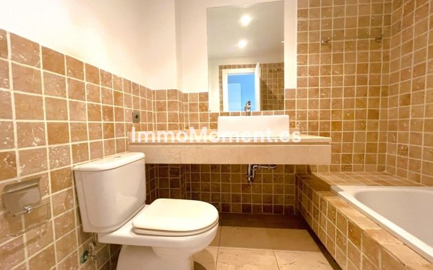 Wiederverkauf - Wohnung - Estepona  - Estepona Centro