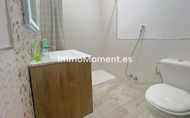 Resale - Villa - Estepona - Estepona Centro