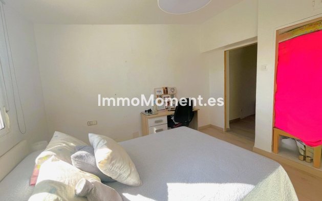 Resale - Villa - Estepona - Estepona Centro