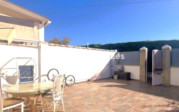 Resale - Villa - Estepona - Estepona Centro