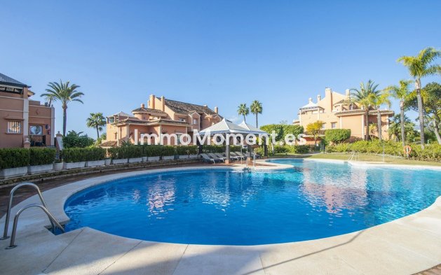 Wiederverkauf - Wohnung - Marbella - Nueva Andalucía