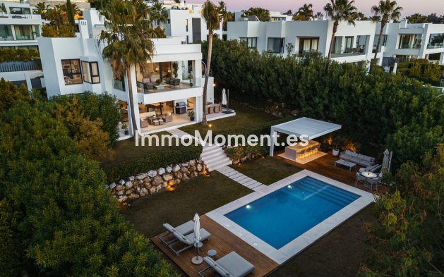 Revente - Villa - Marbella - Nueva Andalucía