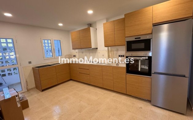 Wiederverkauf - Villa - Sotogrande - San Roque Club