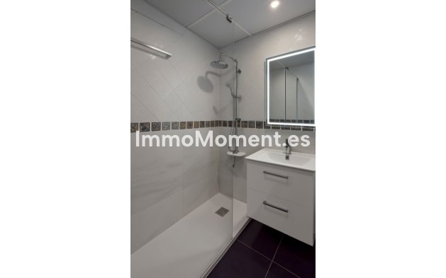 Resale - Apartment - Manilva - La Duquesa