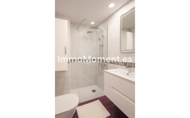 Resale - Apartment - Manilva - La Duquesa