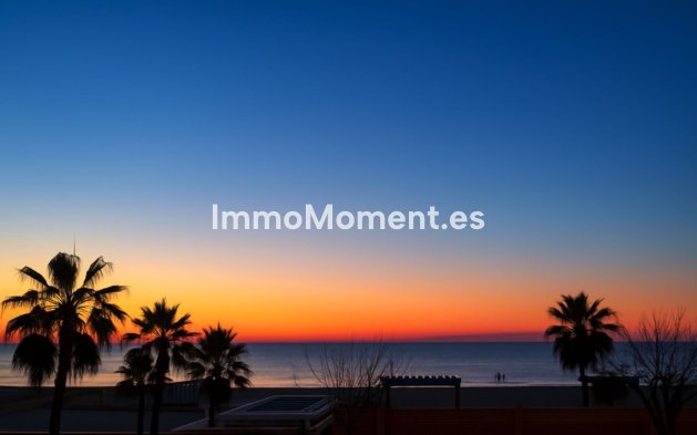 Resale - Apartment - Manilva - La Duquesa