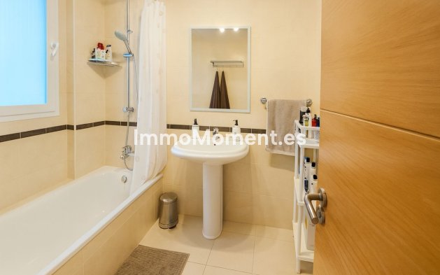 Revente - Appartement - Manilva - La Duquesa