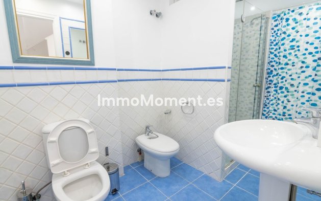 Revente - Maison mitoyenne - Estepona  - Estepona Centro