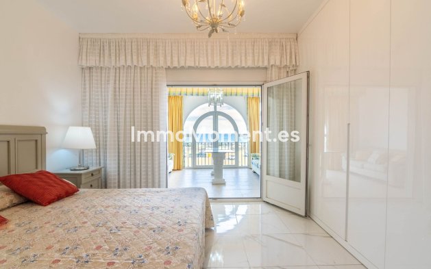 Revente - Maison mitoyenne - Estepona  - Estepona Centro