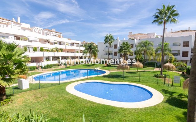 Resale - Apartment - Estepona - Estepona Centro