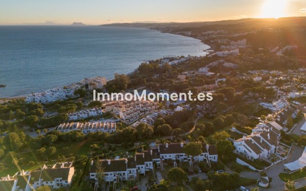 Wiederverkauf - Reihenhaus - Estepona  - Estepona Centro