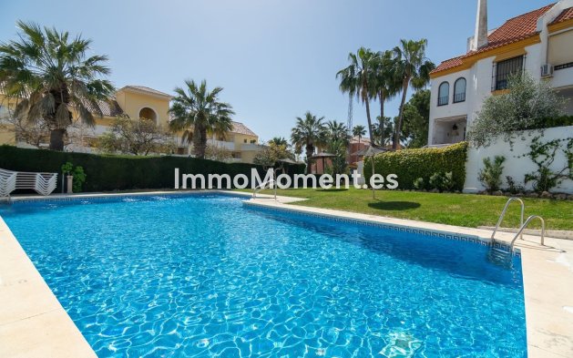Revente - Maison mitoyenne - Estepona  - Estepona Centro