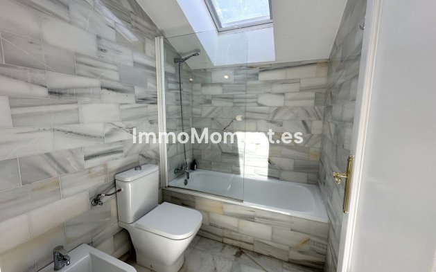 Wiederverkauf - Wohnung - Marbella - Nueva Andalucía