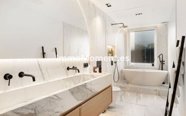 Revente - Maison mitoyenne - Marbella - The Golden Mile