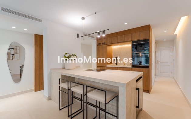 Resale - Apartment - Benahavís - Benahavís Centro