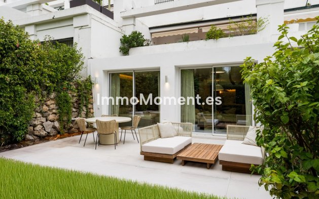 Resale - Apartment - Benahavís - Benahavís Centro