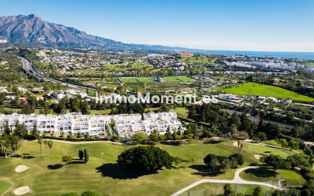 Resale - Apartment - Benahavís - Benahavís Centro