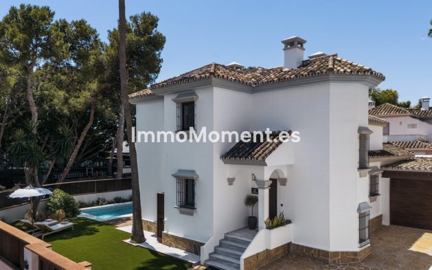 Resale - Villa - Marbella - Nueva Andalucía