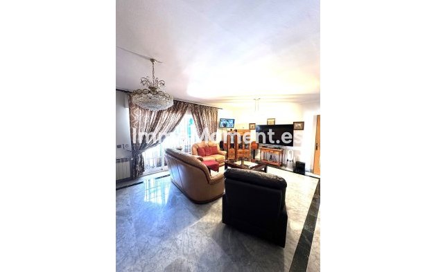 Wiederverkauf - Villa - Marbella - San Pedro de Alcántara