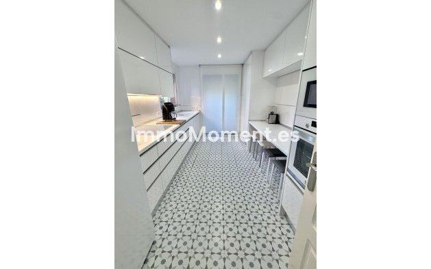 Wiederverkauf - Wohnung - Marbella - Guadalmina Baja