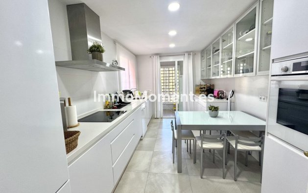 Reventa - Apartamento - Marbella - Guadalmina Baja