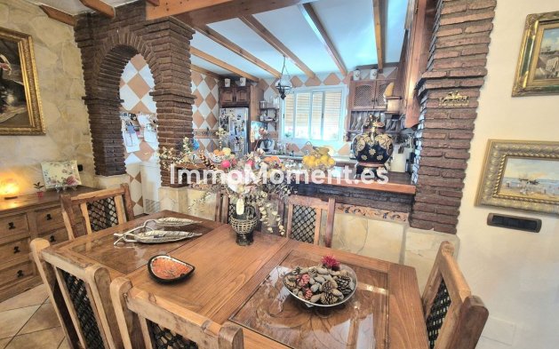 Reventa - Villa - Interior  - Alhaurín el Grande Centro