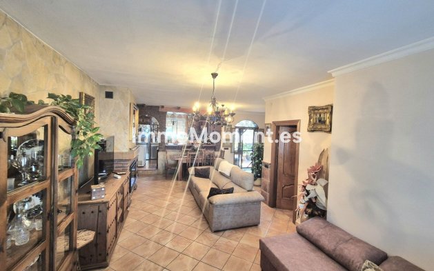 Reventa - Villa - Interior  - Alhaurín el Grande Centro