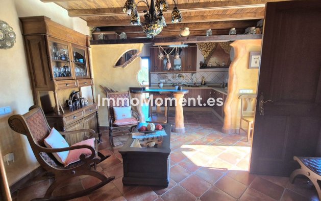 Reventa - Casa de campo - Interior  - Coín