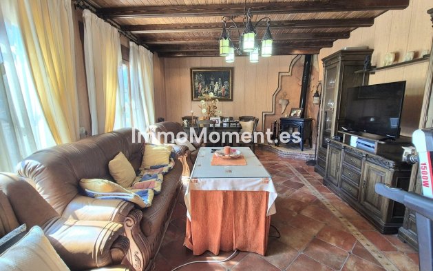 Reventa - Casa de campo - Interior  - Coín