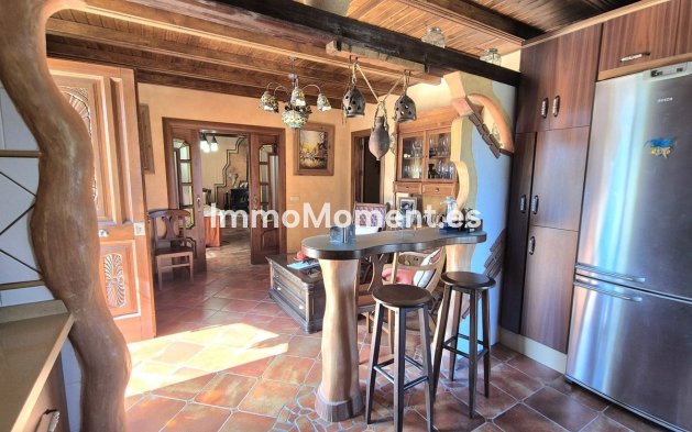 Reventa - Casa de campo - Interior  - Coín