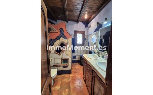 Reventa - Casa de campo - Interior  - Coín