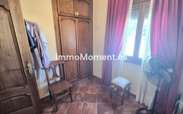 Reventa - Casa de campo - Interior  - Coín