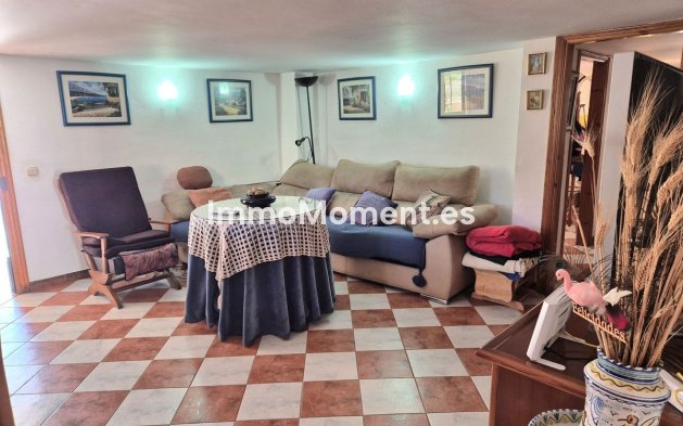 Reventa - Casa de campo - Interior  - Coín