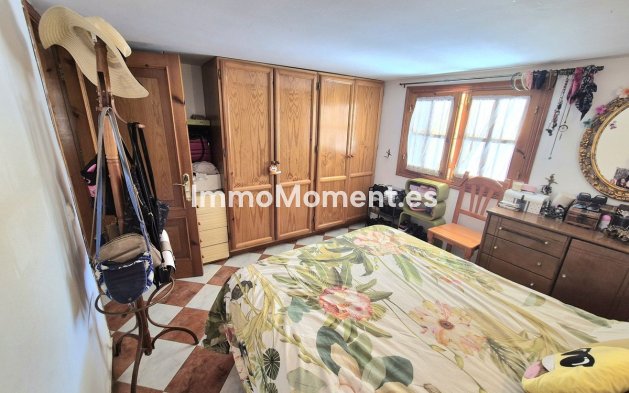 Reventa - Casa de campo - Interior  - Coín