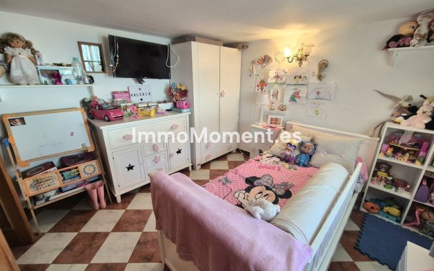 Reventa - Casa de campo - Interior  - Coín