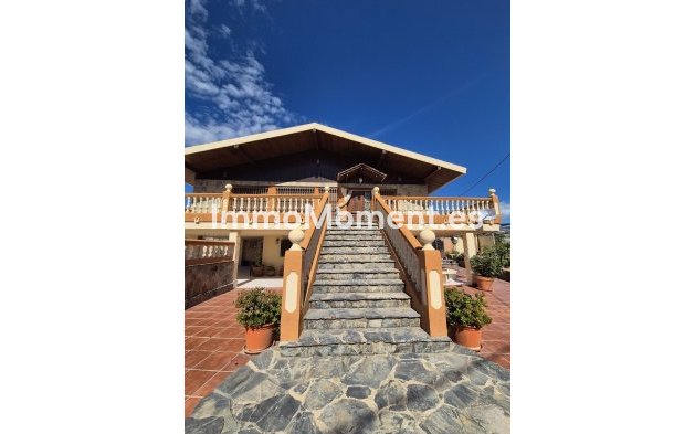 Reventa - Casa de campo - Interior  - Coín