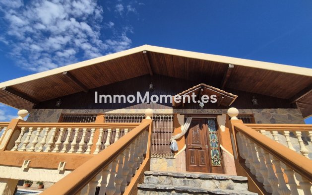 Reventa - Casa de campo - Interior  - Coín