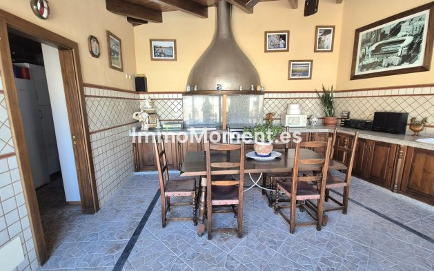 Reventa - Casa de campo - Interior  - Coín