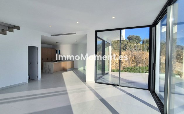 Resale - Detached villa - Mijas - Cerros del Aguila