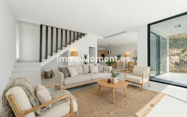 Resale - Detached villa - Mijas - Cerros del Aguila