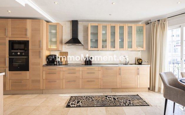 Wiederverkauf - Wohnung - Marbella - San Pedro de Alcántara