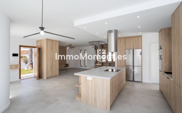 Resale - Villa - Orihuela - Cabo Roig