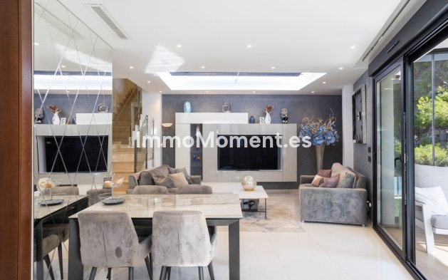 Resale - Villa - Orihuela - Villamartin